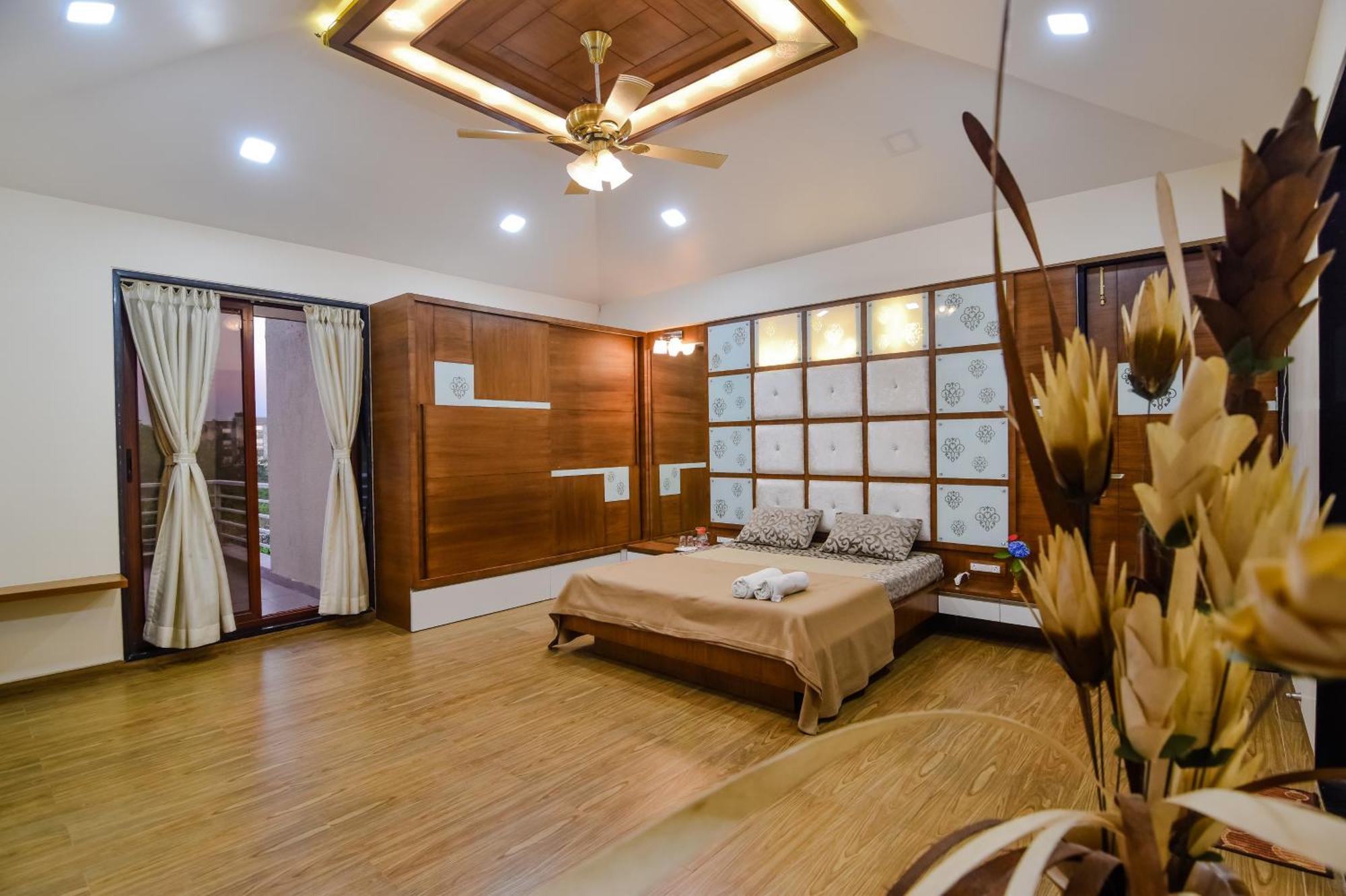 Lifeline Villas - Luxurious Taraangan 4 Mountain View Villa With Biggest Pool And Huge Open Area Lonavla Exterior foto