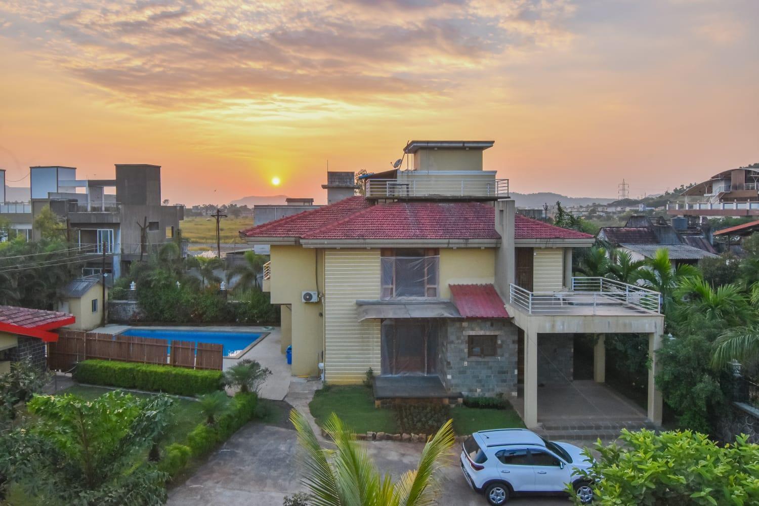 Lifeline Villas - Luxurious Taraangan 4 Mountain View Villa With Biggest Pool And Huge Open Area Lonavla Exterior foto